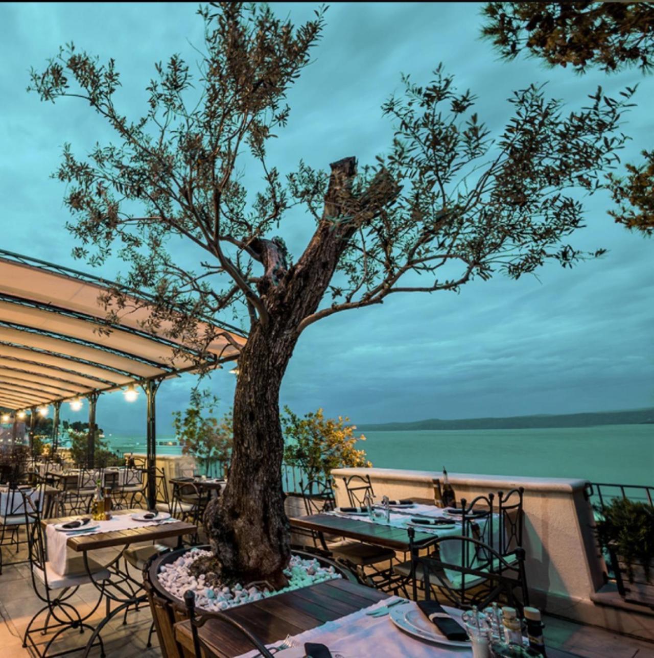 Newly Renovated Hotel Kastil Bol Ngoại thất bức ảnh
