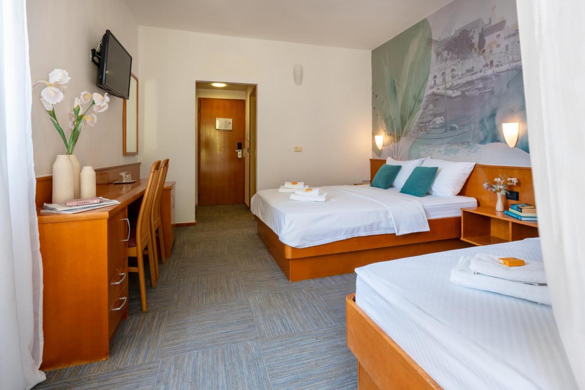 Newly Renovated Hotel Kastil Bol Phòng bức ảnh