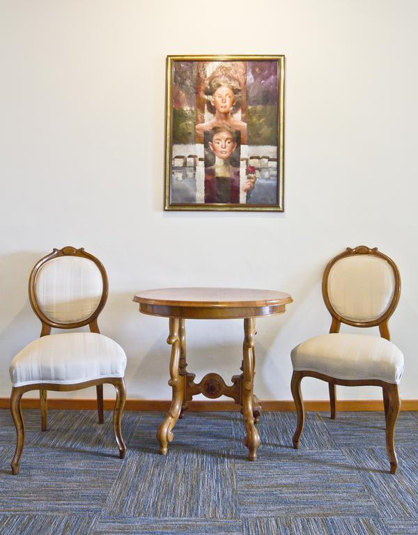 Newly Renovated Hotel Kastil Bol Ngoại thất bức ảnh